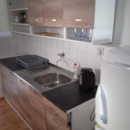 Apartment And Rooms Barbaric نيوم المظهر الخارجي الصورة