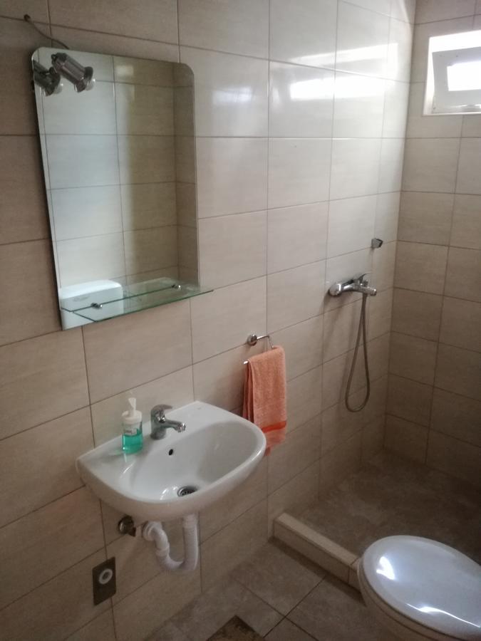Apartment And Rooms Barbaric نيوم المظهر الخارجي الصورة